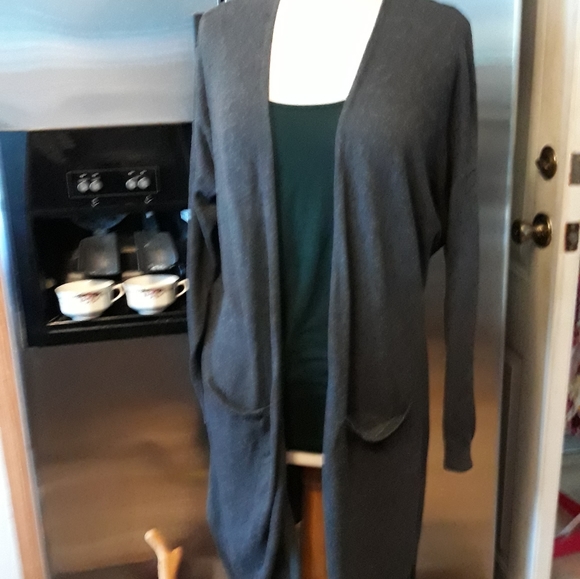 Old Navy Sweaters - Old Navy Sweater along Cardigan A563